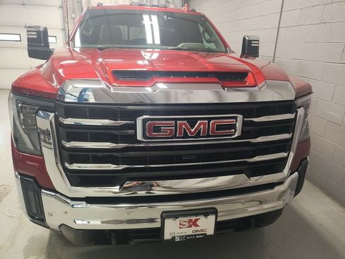 New 2026 GMC Sierra 2500 SLT AWD/4WD image 6