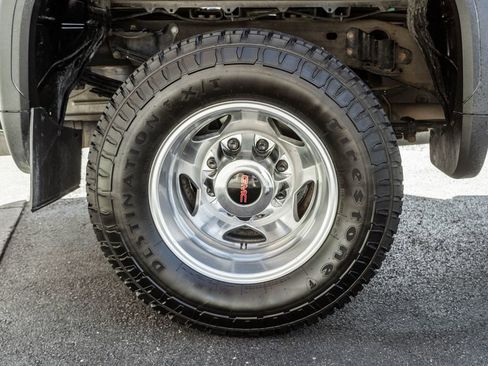 Used 2023 GMC Sierra 3500 Denali w/ Denali Ultimate Package AWD/4WD image 36