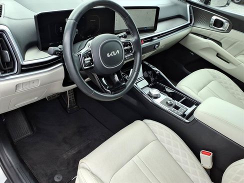 Used 2025 Kia Sorento SX Prestige AWD/4WD image 11
