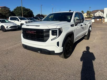 New 2026 GMC Sierra 1500 Pro w/ Graphite Edition