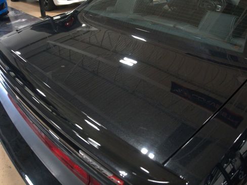 Used 2014 Dodge Challenger SRT8 w/ Harman/Kardon Audio Group RWD image 23