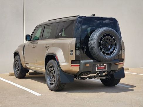 New 2026 Land Rover Defender 110 OCTA AWD/4WD image 5