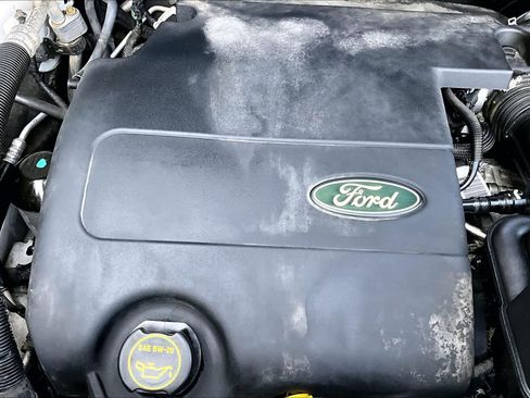 Used 2014 Ford Explorer XLT w/ Equipment Group 202A image 31