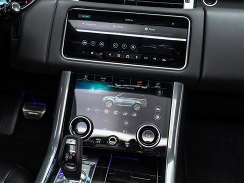 Used 2022 Land Rover Range Rover Sport HST image 28
