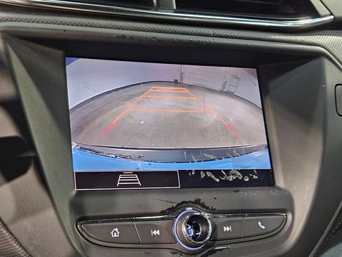 Used 2023 Chevrolet TrailBlazer RS image 29