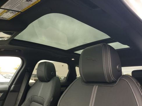 New 2026 Jaguar F-PACE R-Dynamic S image 18