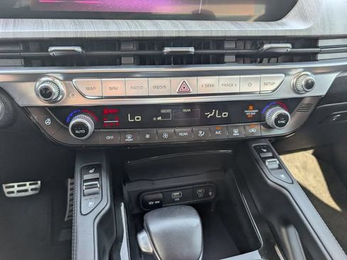 Used 2023 Kia Telluride SX AWD/4WD image 17