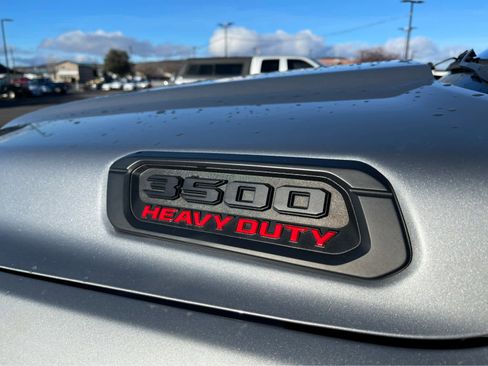 Used 2021 RAM 3500 Laramie image 9