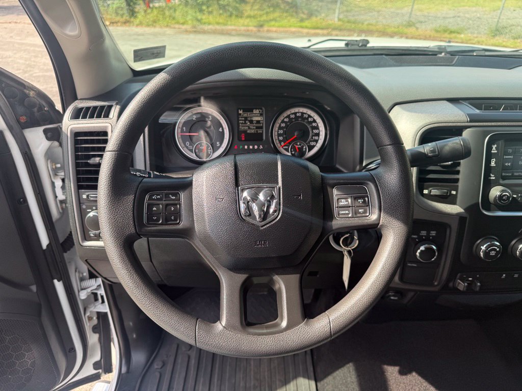 Used 2018 RAM 3500 Tradesman w/ Chrome Appearance Group AWD/4WD image 35