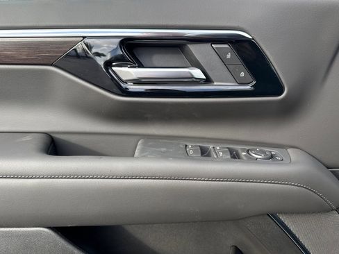 New 2026 Chevrolet Tahoe LS image 10