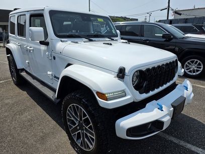 Used 2024 Jeep Wrangler High Altitude