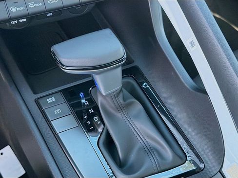 New 2026 Hyundai Elantra Sport FWD image 13