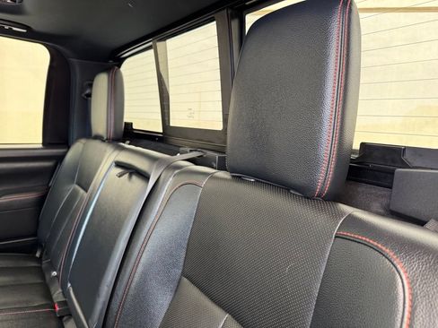 Used 2024 Nissan Titan PRO-4X w/ Pro-4x Convenience Package AWD/4WD image 31