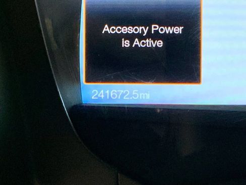 Used 2015 Ford Expedition Limited w/ Equipment Group 301A AWD/4WD image 37