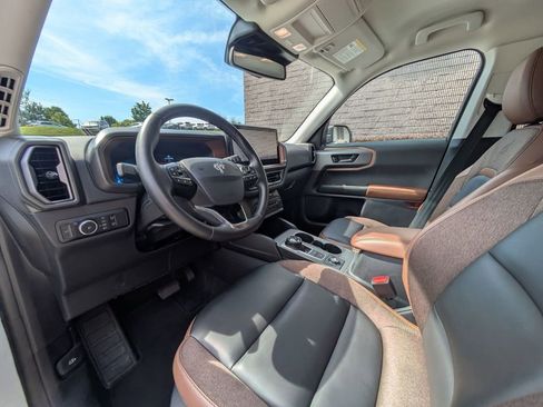 Used 2025 Ford Bronco Sport Outer Banks AWD/4WD image 15