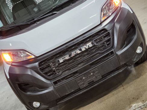 Used 2024 RAM ProMaster 2500 w/ Convenience Group FWD image 19