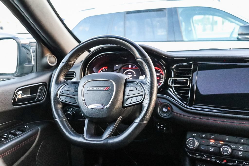 Used 2024 Dodge Durango GT RWD image 17