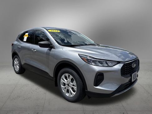 Used 2024 Ford Escape Active AWD/4WD image 6