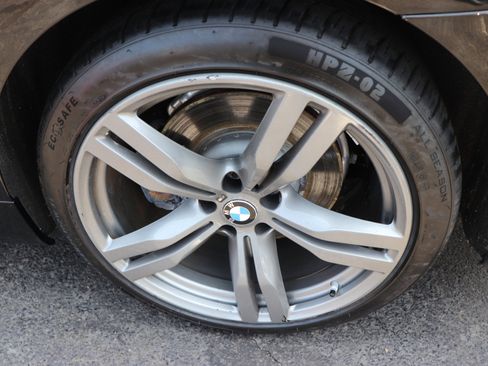 Used 2018 BMW 740i xDrive 740i xDrive Sedan image 49