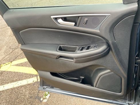 Used 2024 Ford Edge SEL w/ Convenience Package image 20