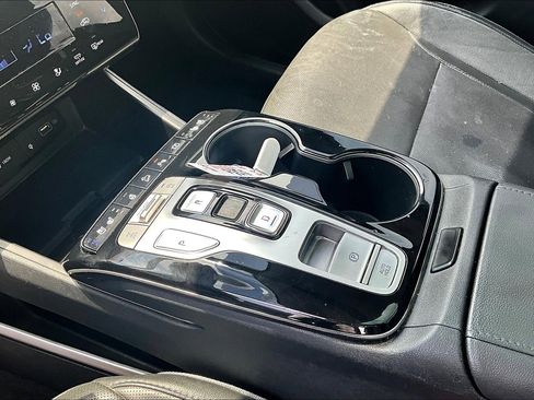 Used 2023 Hyundai Tucson Limited image 15