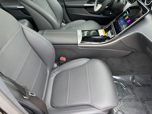 Used 2026 Mercedes-Benz C 300 Sedan image 30