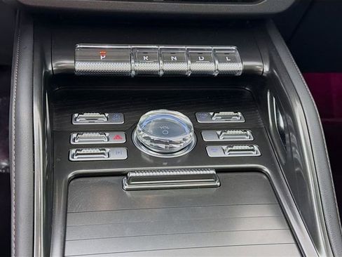 New 2026 Lincoln Nautilus Reserve w/ Jet Appearance Package AWD/4WD image 18