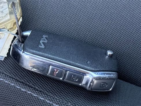Used 2023 Kia Sportage LX image 24