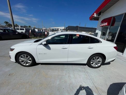 Used 2023 Chevrolet Malibu LT w/ Driver Confidence Package image 4
