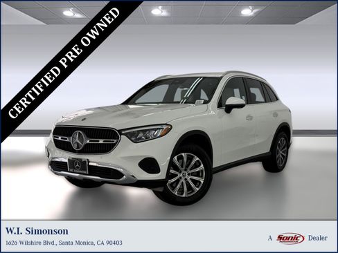 Used 2026 Mercedes-Benz GLC 300 image 1
