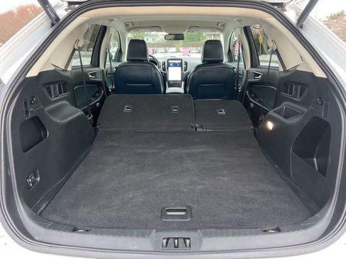 Certified 2022 Ford Edge SEL w/ Sport Appearance Package image 30