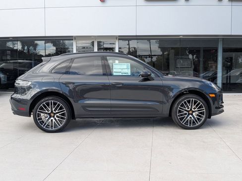 New 2026 Porsche Macan image 8