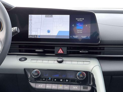 New 2026 Hyundai Elantra Limited FWD image 19