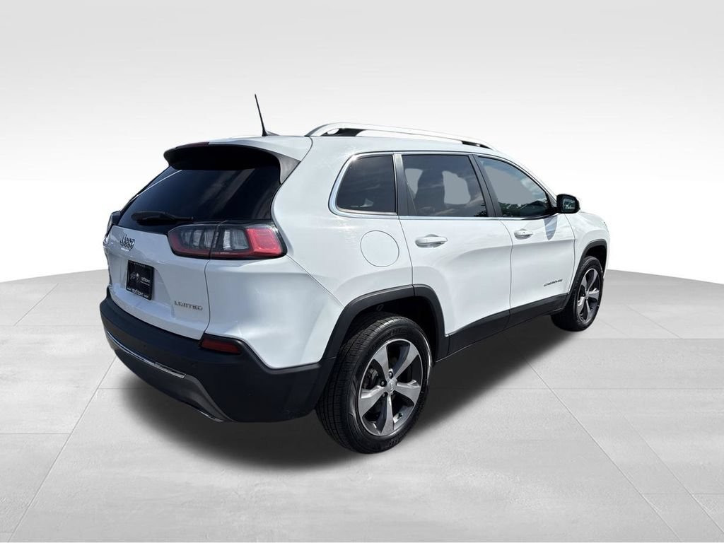 Used 2019 Jeep Cherokee Limited AWD/4WD image 6