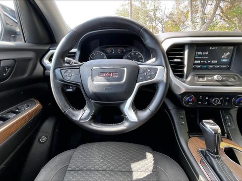Used 2019 GMC Acadia SLE w/ Driver Alert Package I image 6