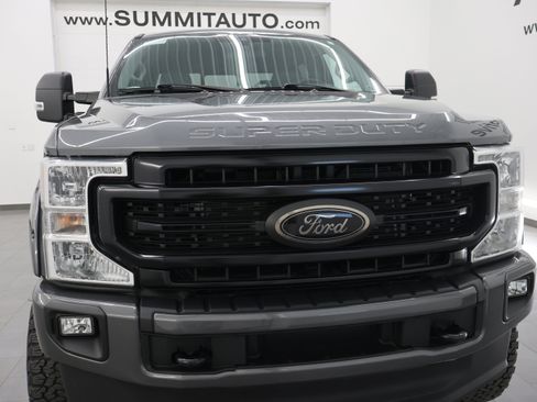 Used 2022 Ford F250 XLT w/ Black Appearance Package AWD/4WD image 88