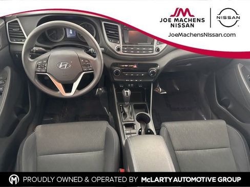 Used 2018 Hyundai Tucson SE image 22