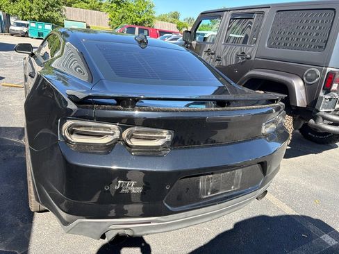 Used 2023 Chevrolet Camaro SS RWD image 5