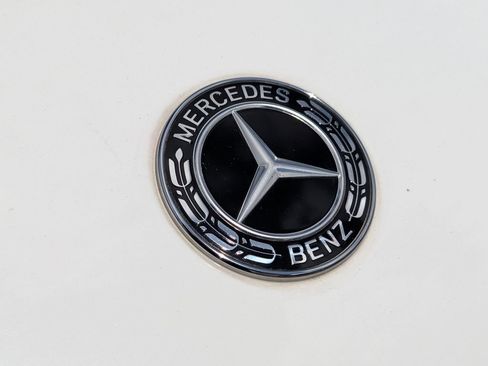 Used 2018 Mercedes-Benz GLC 300 image 36
