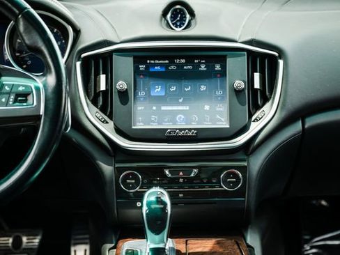 Used 2014 Maserati Ghibli S Q4 image 19