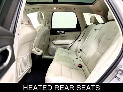 Used 2025 Volvo XC60 B5 Core w/ Climate Package image 15