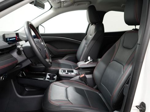 Used 2025 Ford Mustang Mach-E Premium w/ Sport Appearance Package AWD/4WD image 13