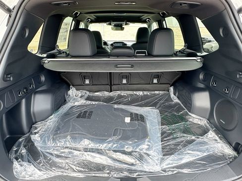 New 2026 Subaru Forester Sport AWD/4WD image 32