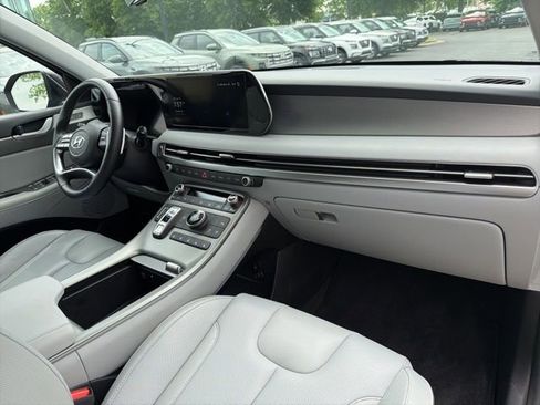 Used 2025 Hyundai Palisade SEL FWD image 33