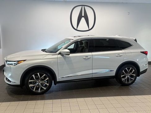Certified 2023 Acura MDX SH-AWD w/ Technology Package image 3