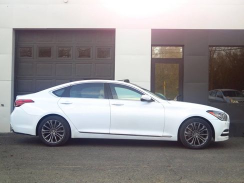 Used 2015 Hyundai Genesis 3.8 w/ Option Group 04 image 5