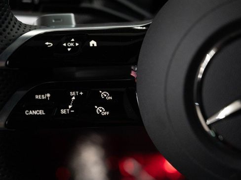 New 2026 Mercedes-Benz CLE 300 4MATIC Coupe image 23