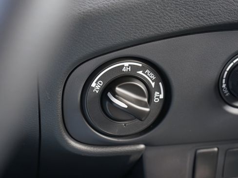 Used 2023 Nissan Frontier S w/ Technology Package image 24