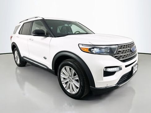 Used 2022 Ford Explorer King Ranch w/ Technology Package AWD/4WD image 3