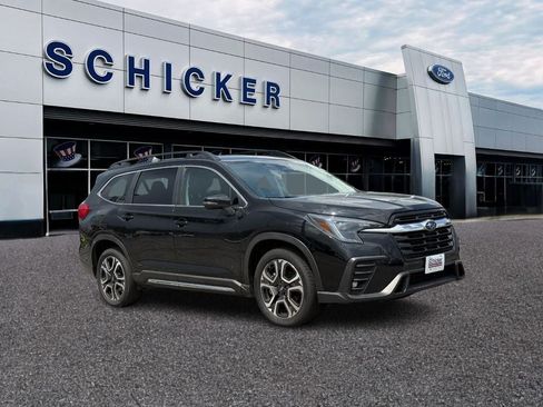 Used 2023 Subaru Ascent Limited AWD/4WD image 1